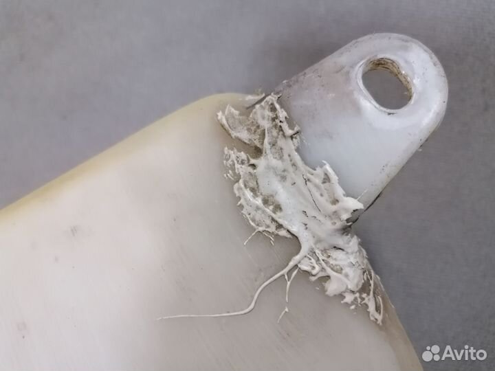 Бачок омывателя с моторчиком Mazda 626 (GC) 1983-1