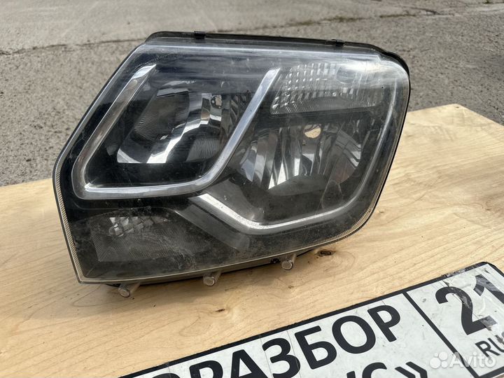 Фара левая Renault Duster