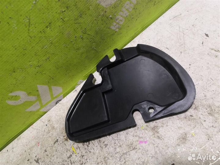 Крышка Рено Клио 2 Симбол