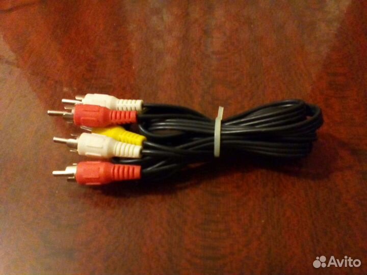 Кабель аудио/видео (тюльпан)