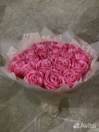 Цветы из атласных лент