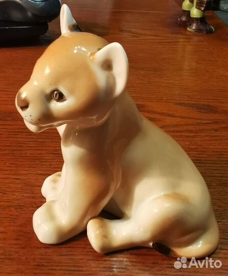 Фарфоровая статуэтка Львёнок лфз