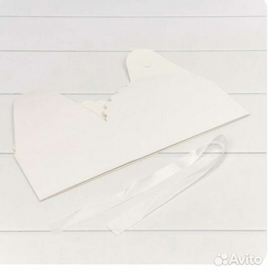 Крафт коробки 22х16х10, с лентой