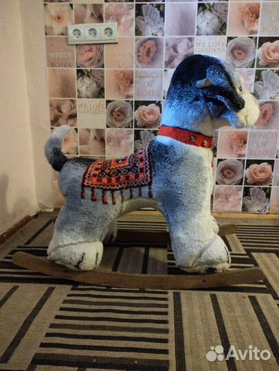 Качалка собака