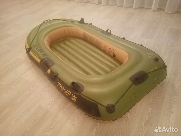 Надувная лодка