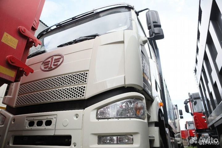 FAW J6 CA3310P66K24T4E5, 2023