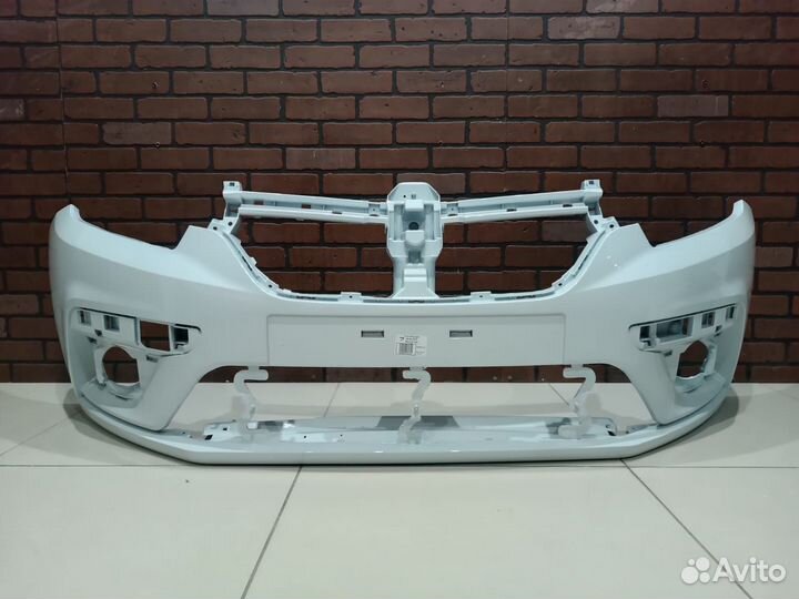 Бампер передний Renault Logan 2018-2020 Белый лед