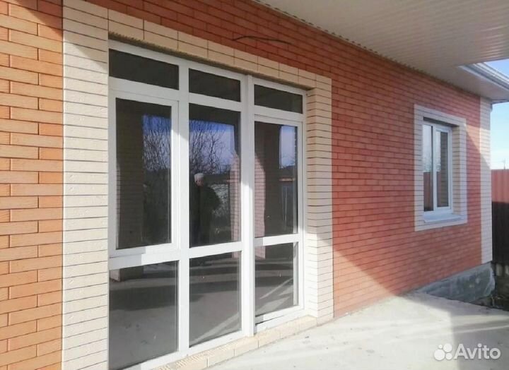 Пластиковые двери