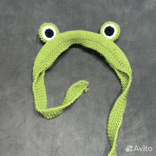 Шапка лягушка