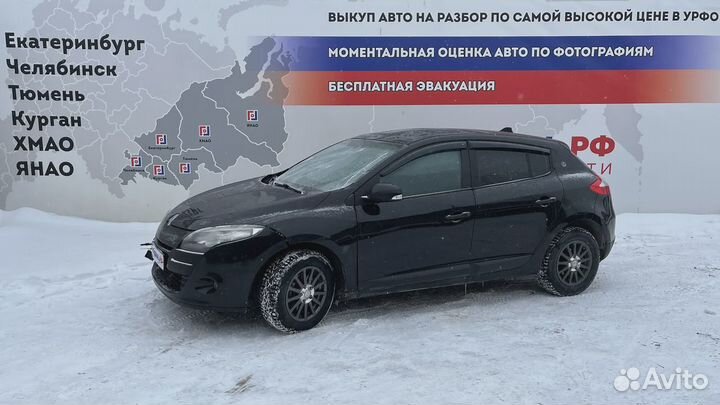 Лонжерон передний правый Renault Megane 3