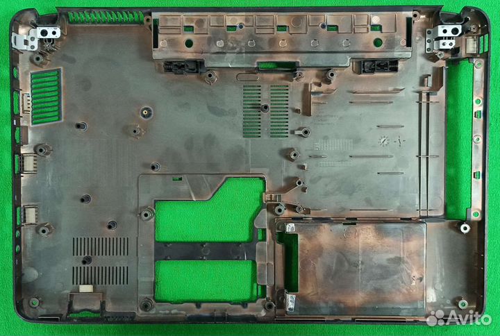 Поддон Samsung NP-R525