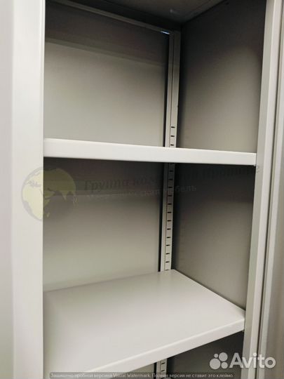 Шкаф металлический офисный с полками