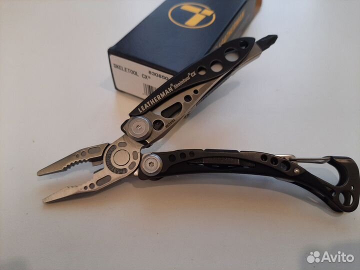 Мультитул leatherman skeletool CX