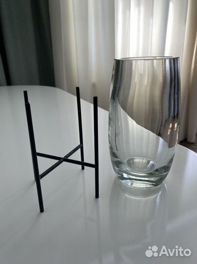 Ваза стеклянная на подставке