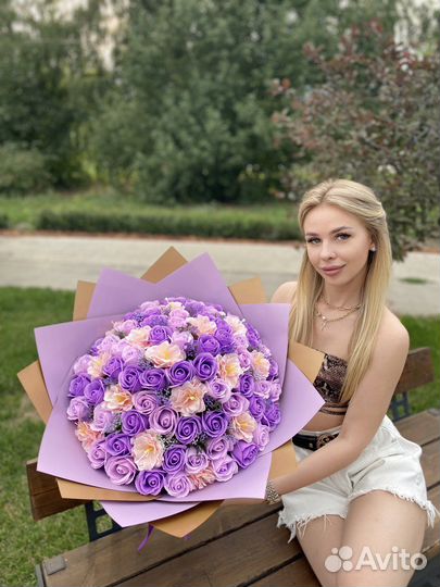 Букеты из 25 35 51 101 розы, цветы с доставкой