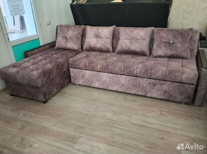 Диван угловой раскладной в наличии
