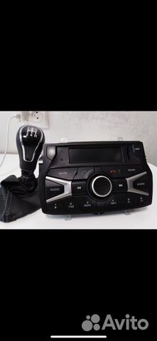 Продаю головное устройство с Весты и ручку кпп