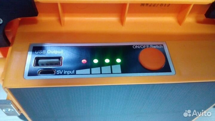 Фонарь - прожектор аккумуляторный