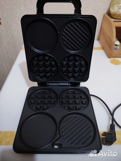 Электрическая вафельница