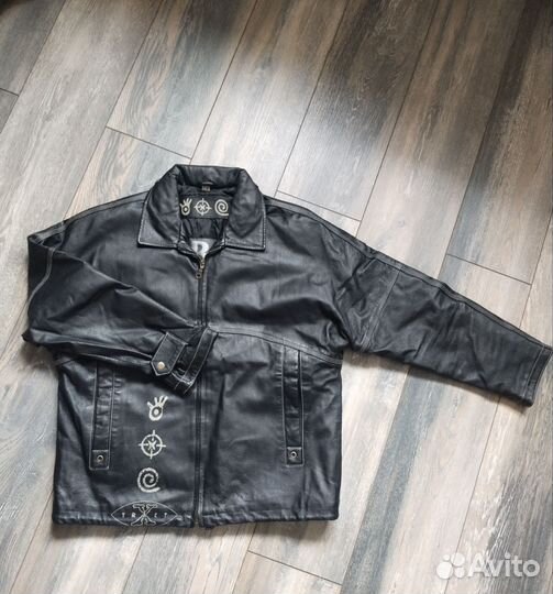 Бредовая мужская куртка,48р