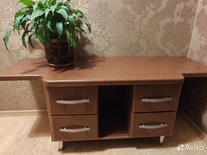 Тумба под телевизор бу