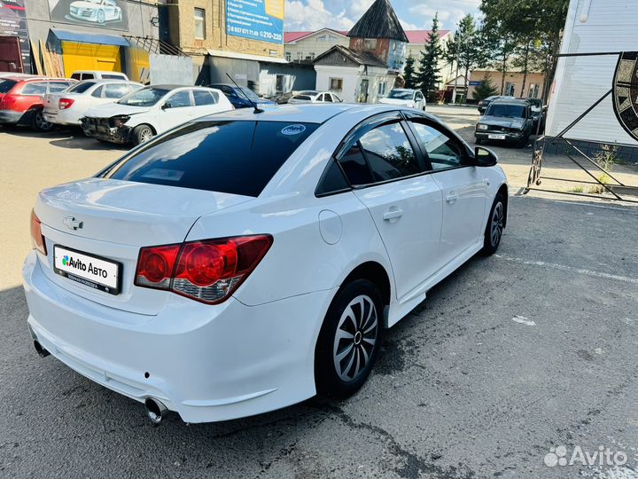 Chevrolet Cruze 1.8 МТ, 2010, 153 000 км