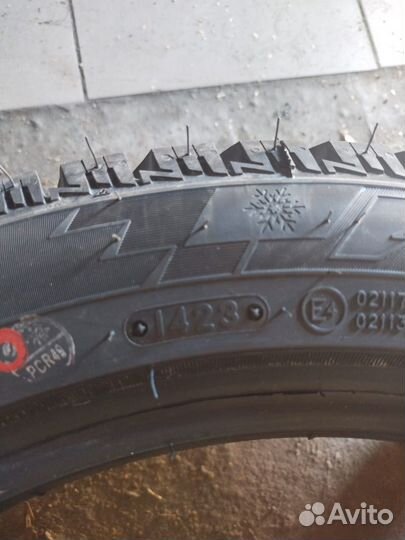 Triangle IcelynX TI501 245/45 R18 100T