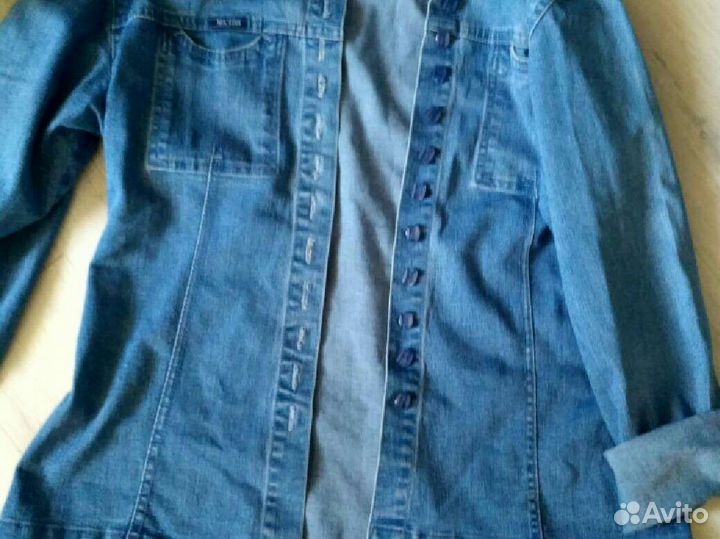 Джинсовая куртка