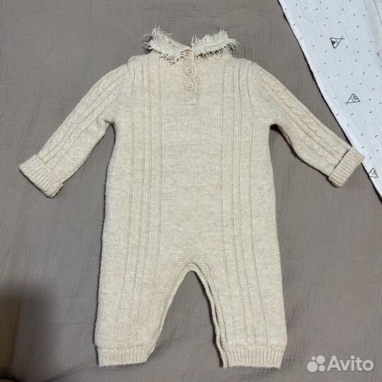 Вязаный комбинезон демисезонный