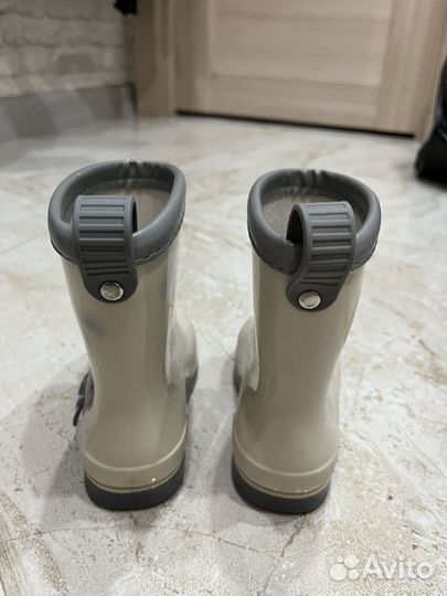 Детские резиновые сапоги