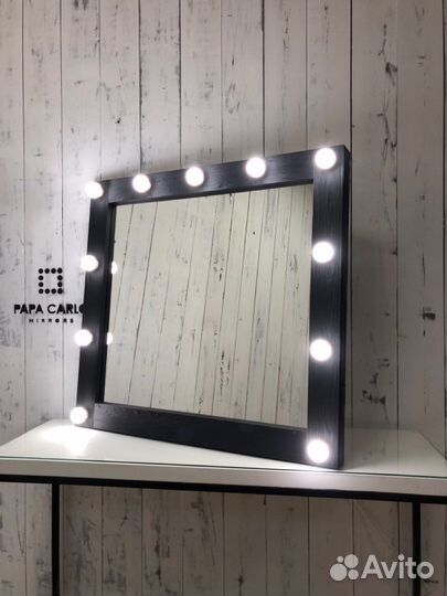Зеркало с подсветкой настольное