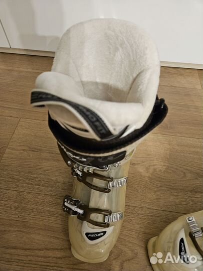 Горнолыжные ботинки fischer 23.5
