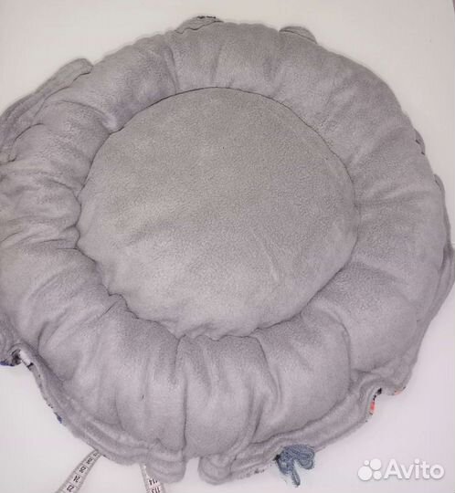 Лежанка для кошек и мелких собак