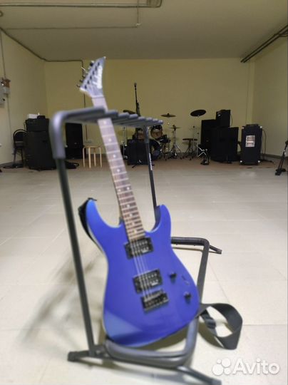 Электрогитара Jackson Dinky JS11