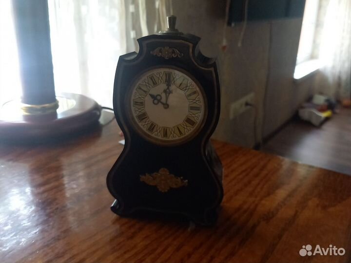 Часы настольные СССР Бронь