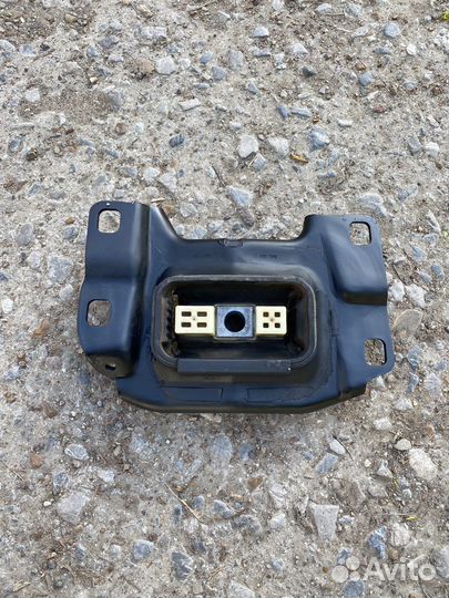 Подушка двигателя ford focus