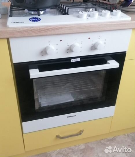 Электрический духовой шкаф Hansa boew681021 белый