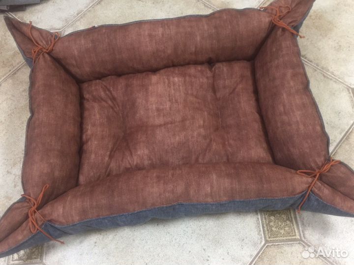 Софа, лежанка на завязках