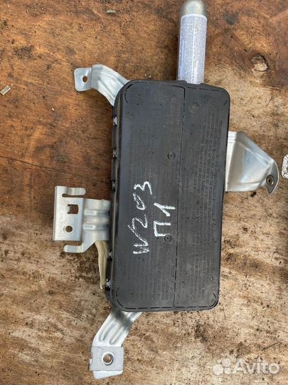 Мерседес w203 c класс подушка двери