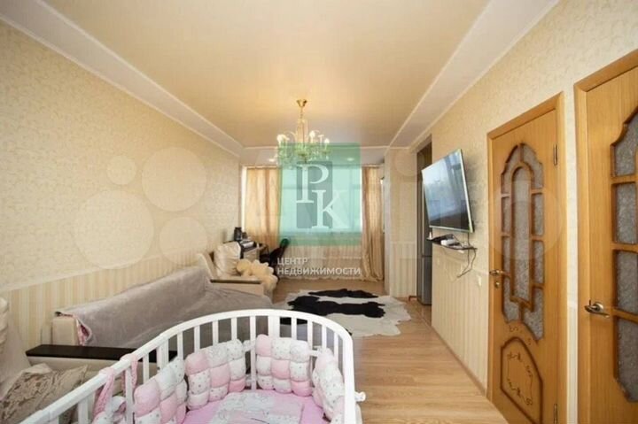 2-к. квартира, 53 м², 1/10 эт.