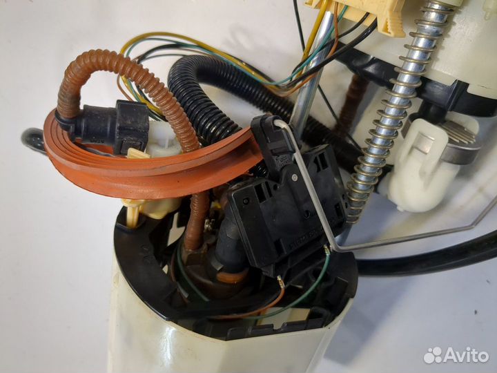 Насос топливный электрический Volkswagen Passat 6