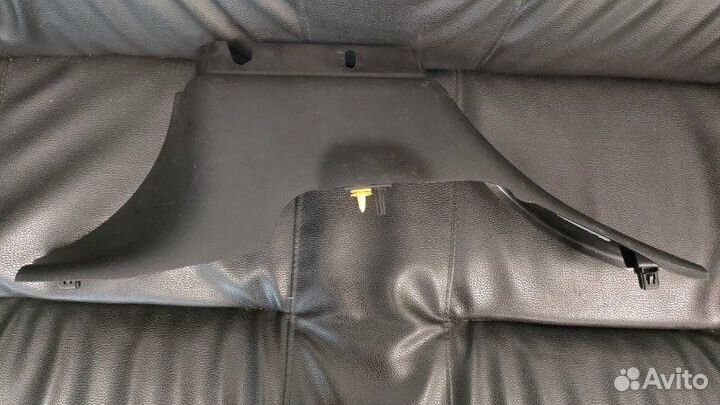 Накладка стойки левая Land Rover Range Rover Sport