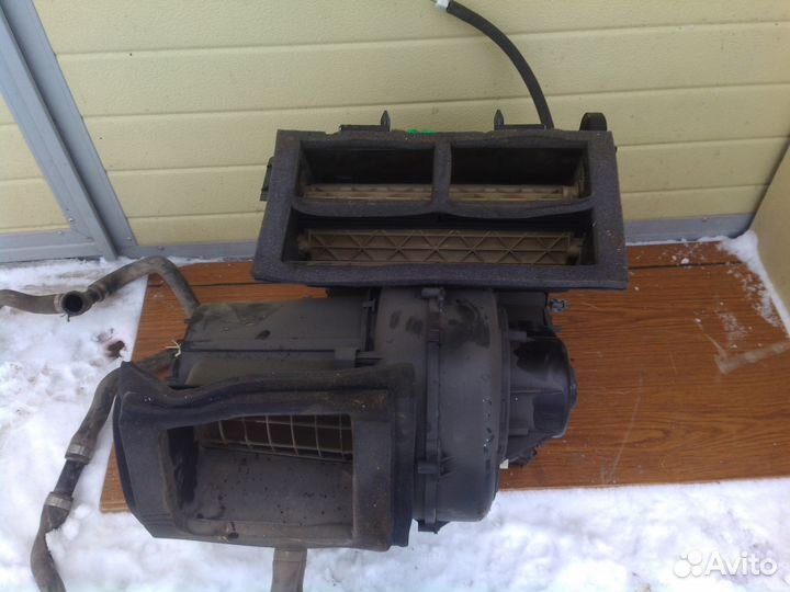 Форд Фокус 2-корпус печки