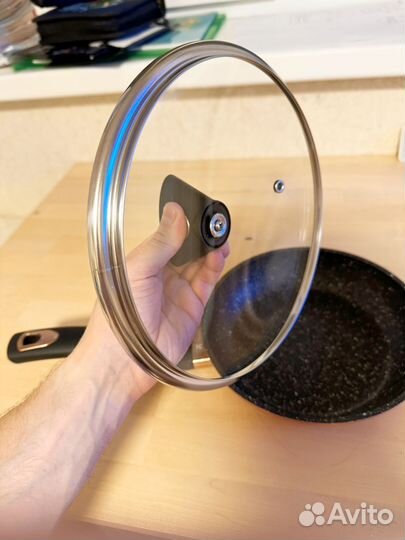 Сковорода Richardson Sheffield с крышкой 20 см