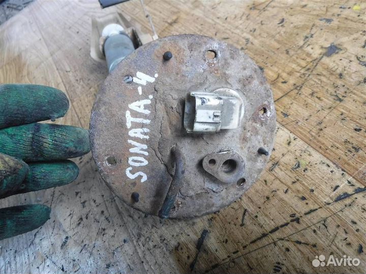 Насос топливный в бак Hyundai Sonata IV (EF) 1998