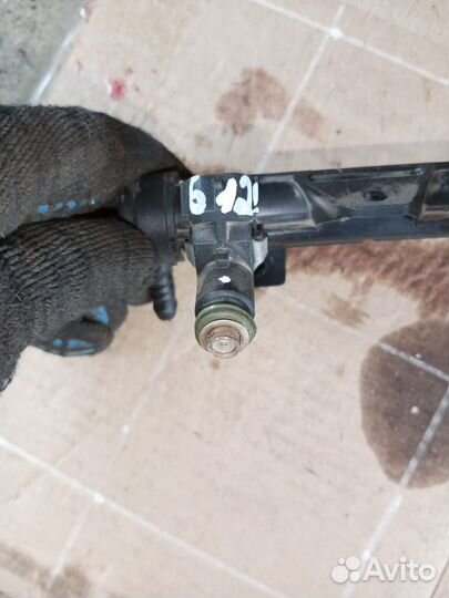 Форсунка топливная Volkswagen Polo 5 612