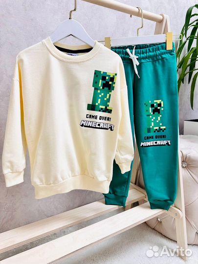 Спортивный костюм