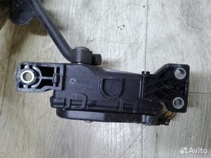 Педаль газа Audi A4 8EC BPW 2006
