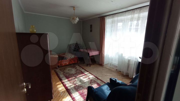 2-к. квартира, 43 м², 2/5 эт.