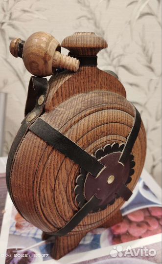 Деревянная фляжка